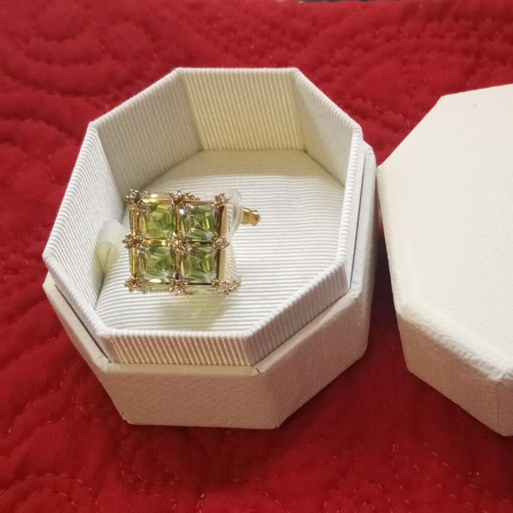 Swarovski Curiosa Green Square Earring